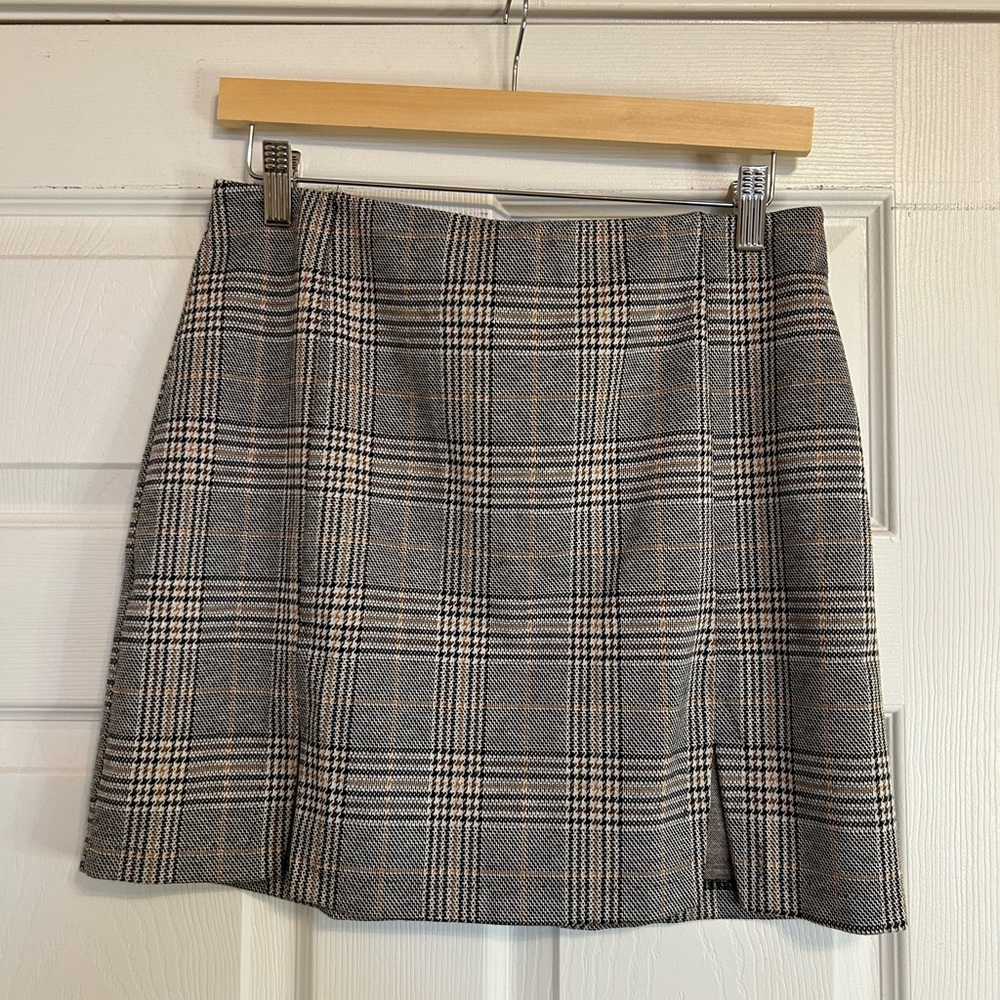 Plaid Mini Skirt with Two Slits